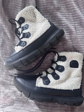 Sorel Black Patch Cream Sherpa Bootie